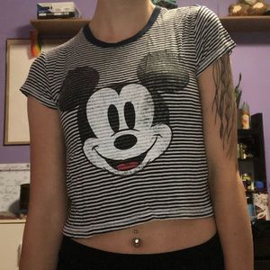 DISNEY Mickey Mouse crop top